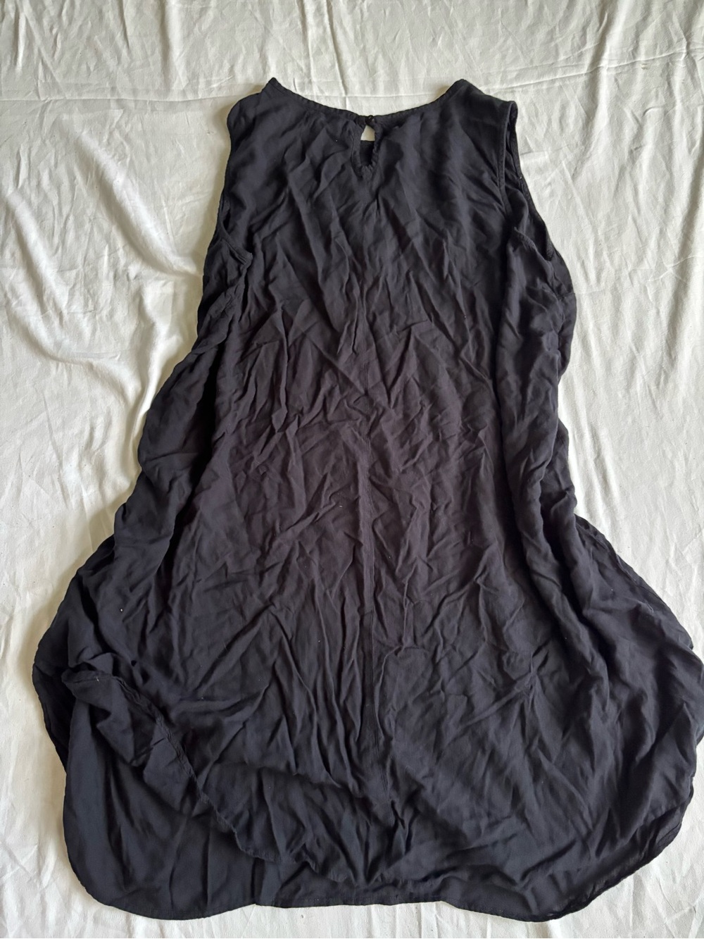 Elos Black Sleeveless Swing Dress - Picture 4 of 4